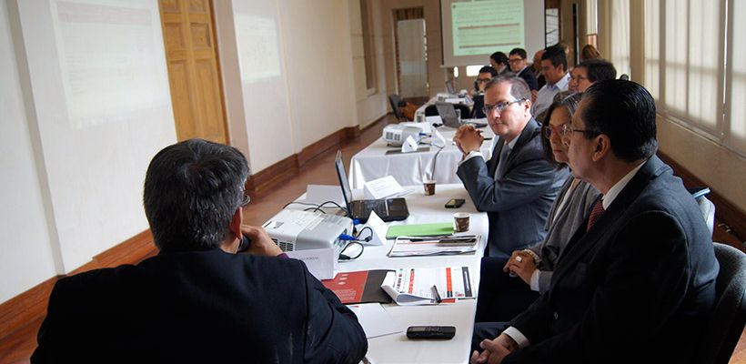 Reunión de los asociados a la Corporación de Universidades del Centro de Bogotá.